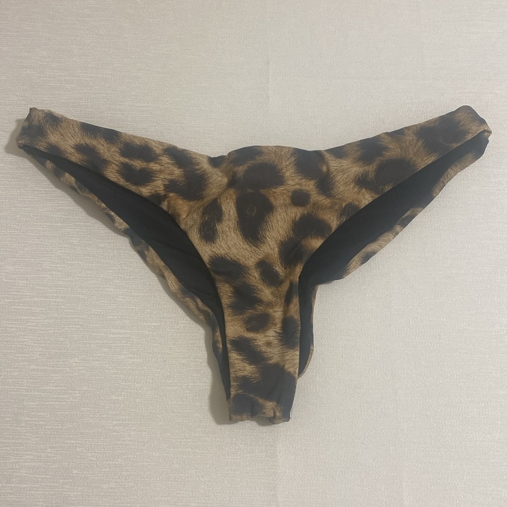 PILYQ Women's Jungle Basic Ruched Teeny Bikini Bottom JUN-211T Size L